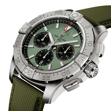 breitling avenger chrono 44 red